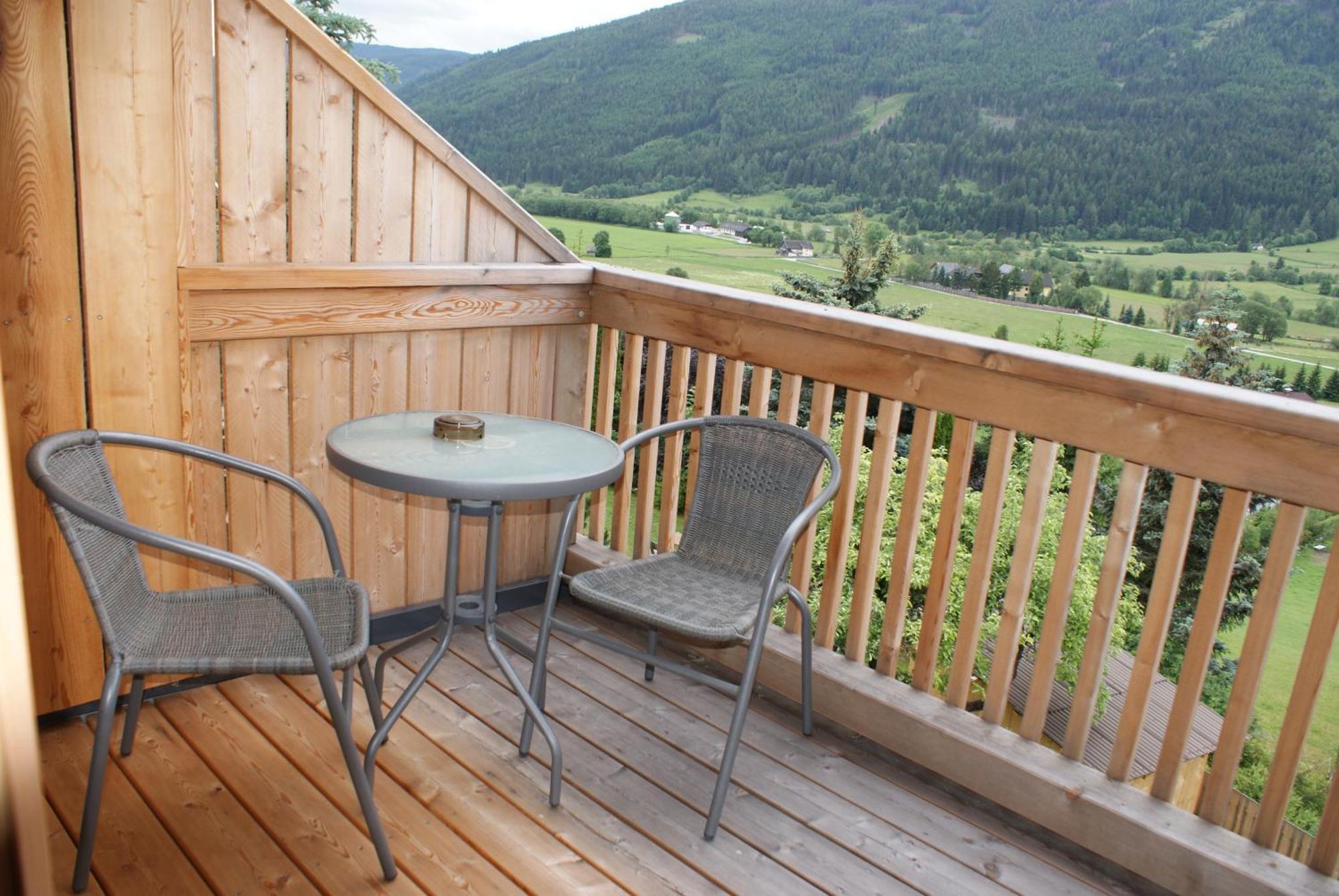 Premium Appartements Di Bora Sankt Michael im Lungau Exteriör bild